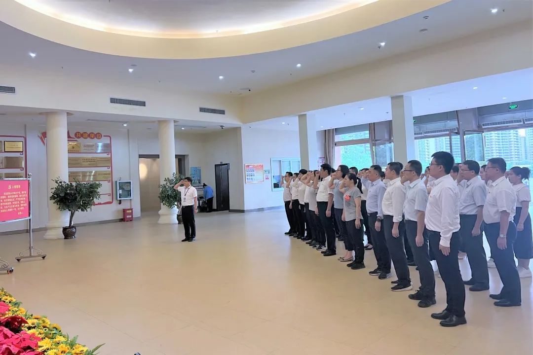 ef77dc4eef91cec286a5cb4fcdf99ab9.jpg