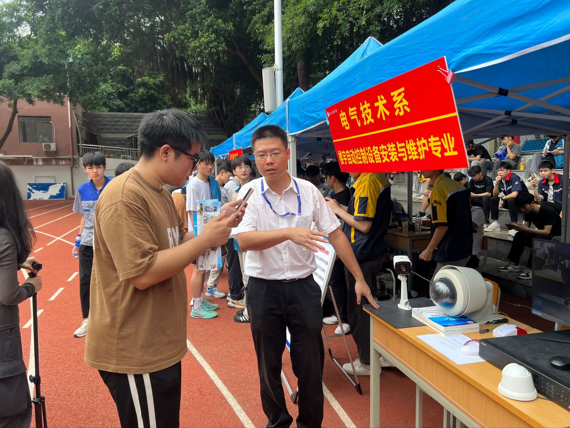 楼宇1.jpg