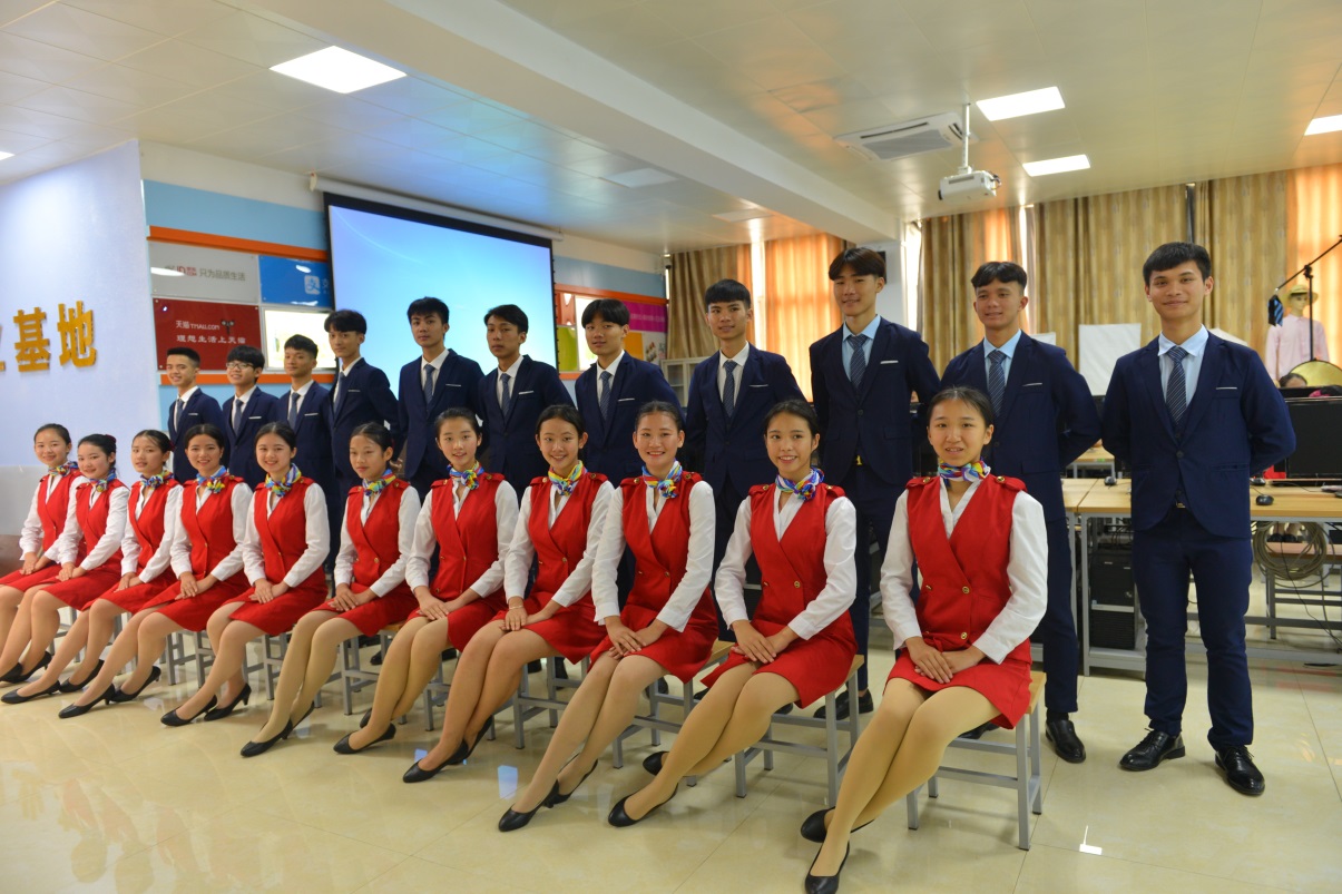 C:\Users\Administrator\Desktop\黄\城轨选\DSC_5619.JPG