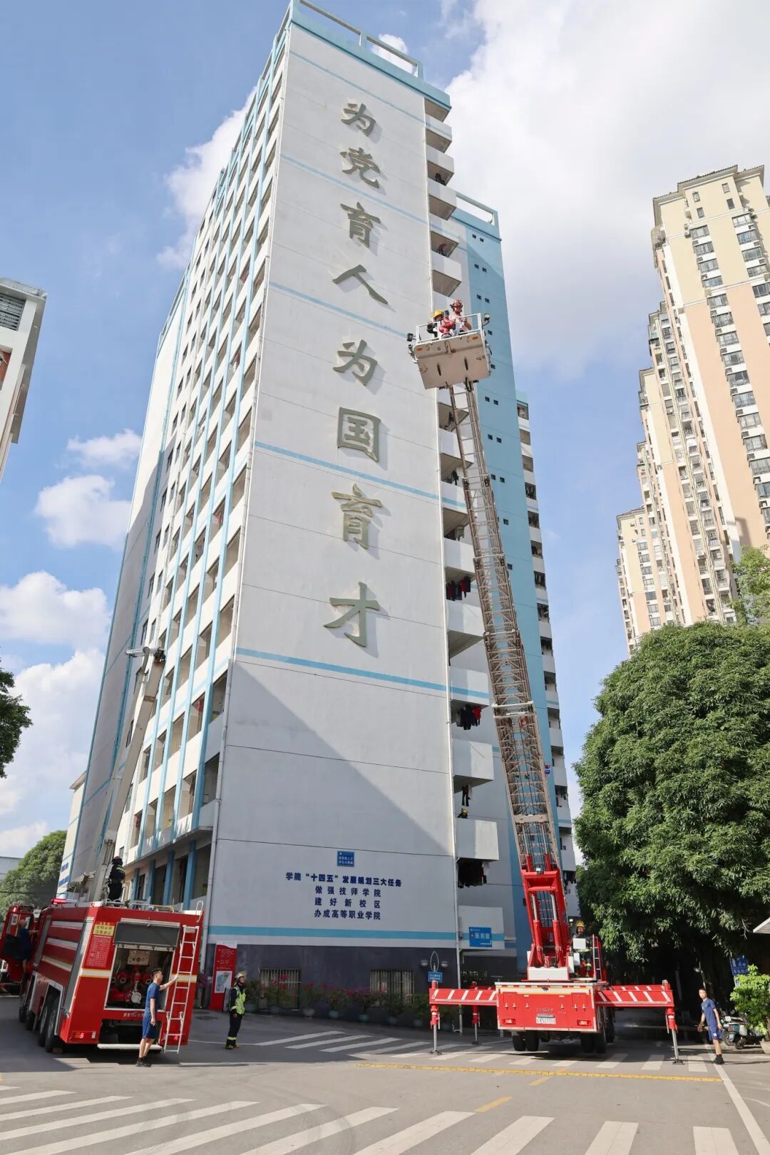 微信图片_2025-11-07_180704_668.jpg 微信图片_2025-11-07_180704_668.jpg