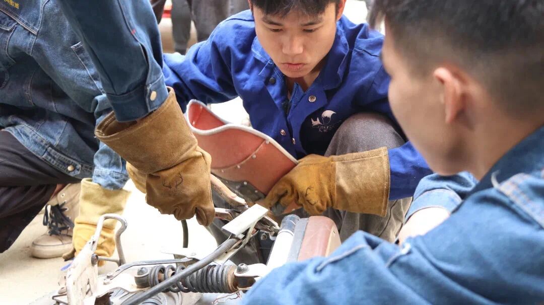 微信图片_2025-11-23_202429_053.jpg 微信图片_2025-11-23_202429_053.jpg