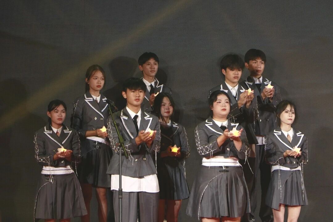 微信图片_2025-12-16_110335_238.jpg 微信图片_2025-12-16_110335_238.jpg