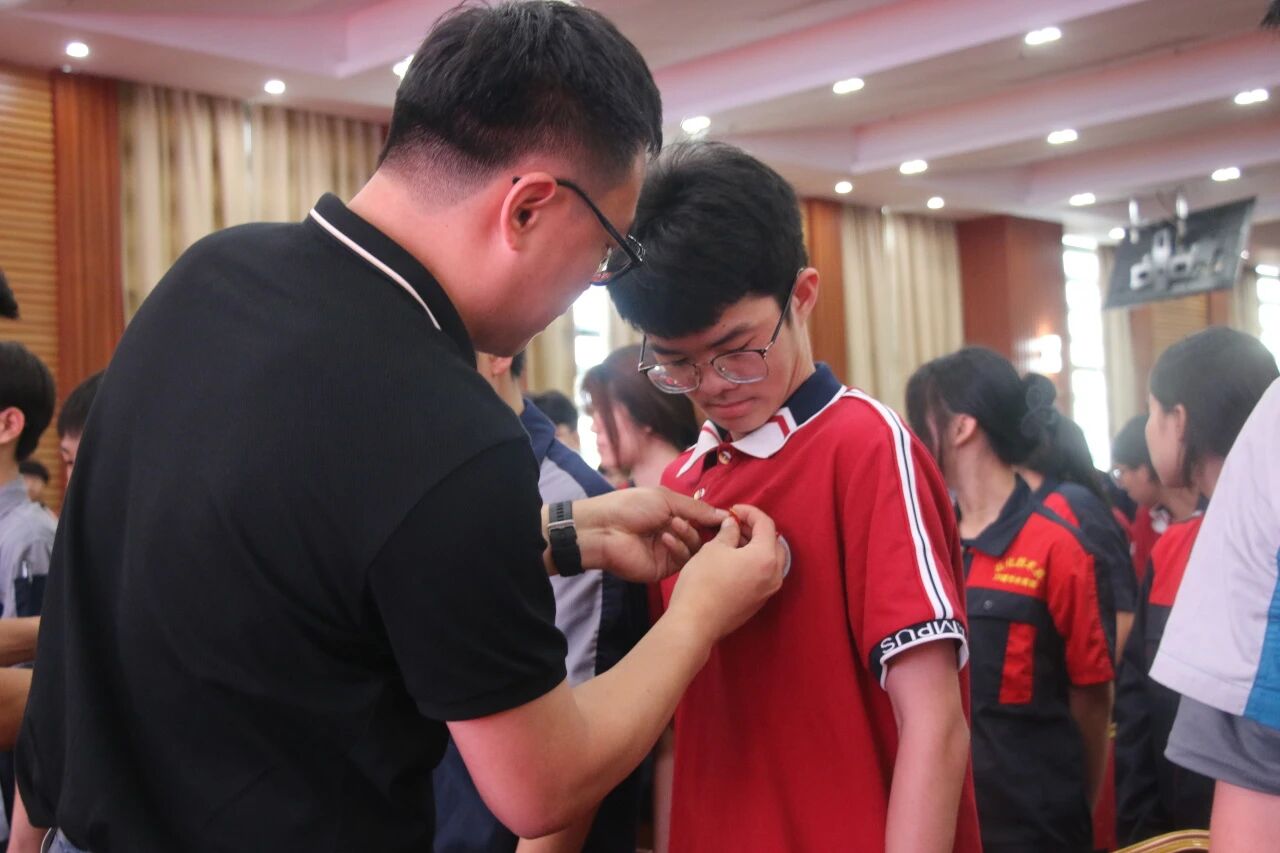 微信图片_2025-12-15_090945_027.jpg 微信图片_2025-12-15_090945_027.jpg