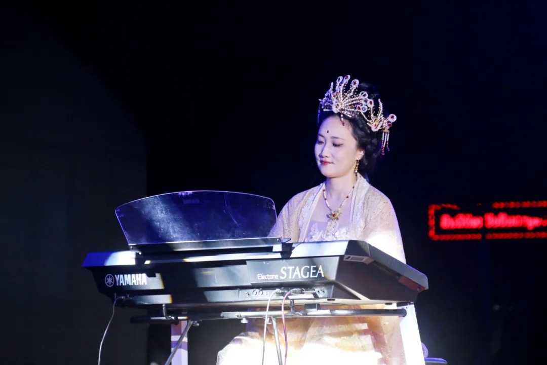 微信图片_2025-12-15_192530_869.webp 微信图片_2025-12-15_192530_869.webp