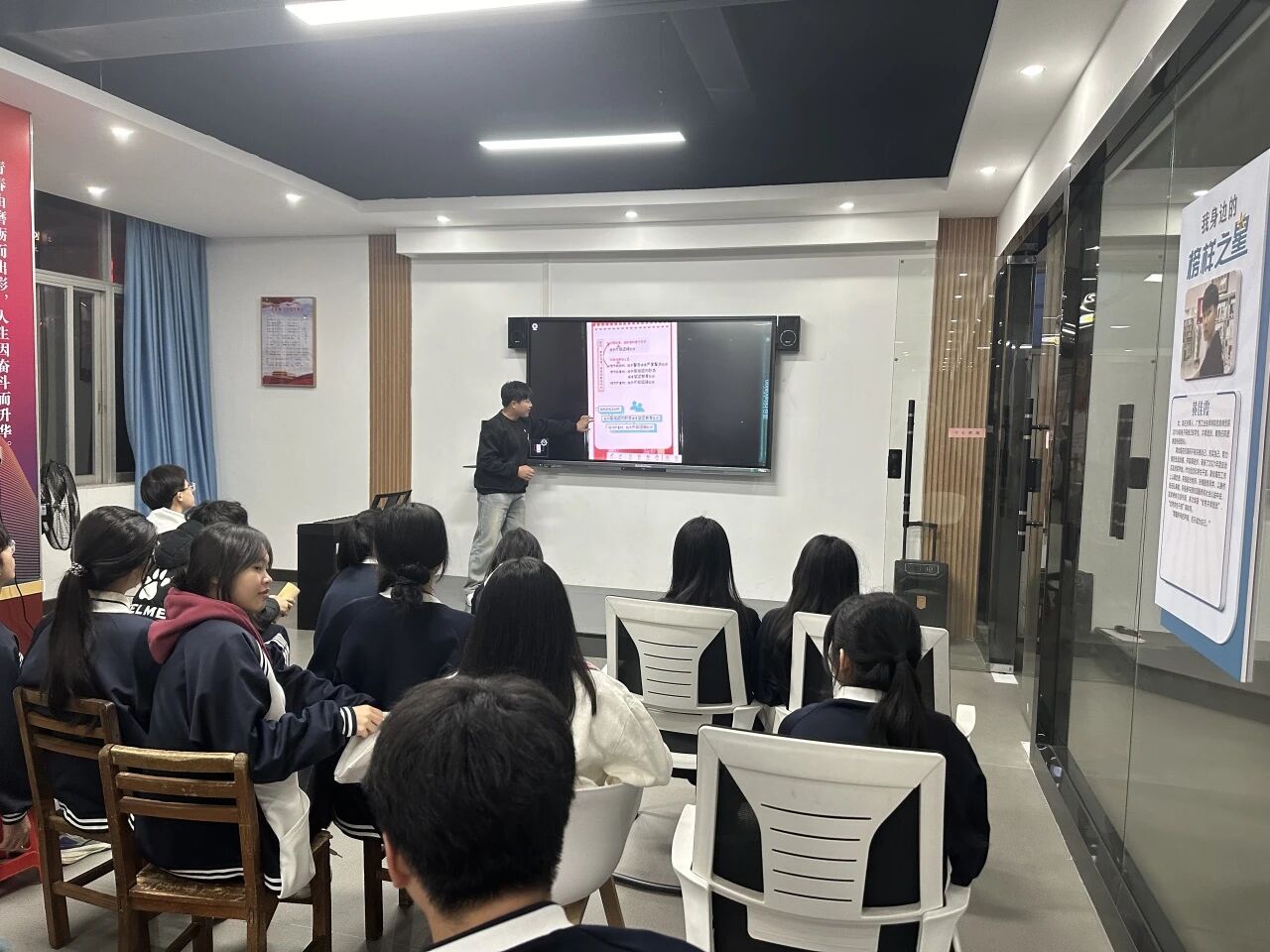 微信图片_2025-12-16_185957_633.jpg 微信图片_2025-12-16_185957_633.jpg