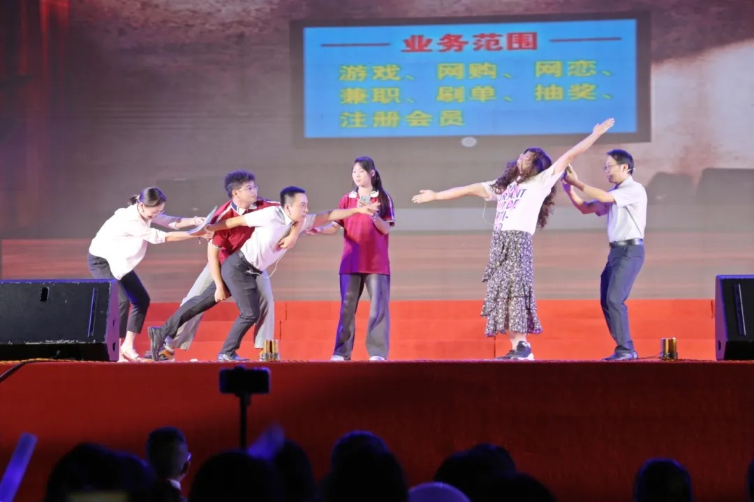 微信图片_2025-12-15_192639_312.webp 微信图片_2025-12-15_192639_312.webp