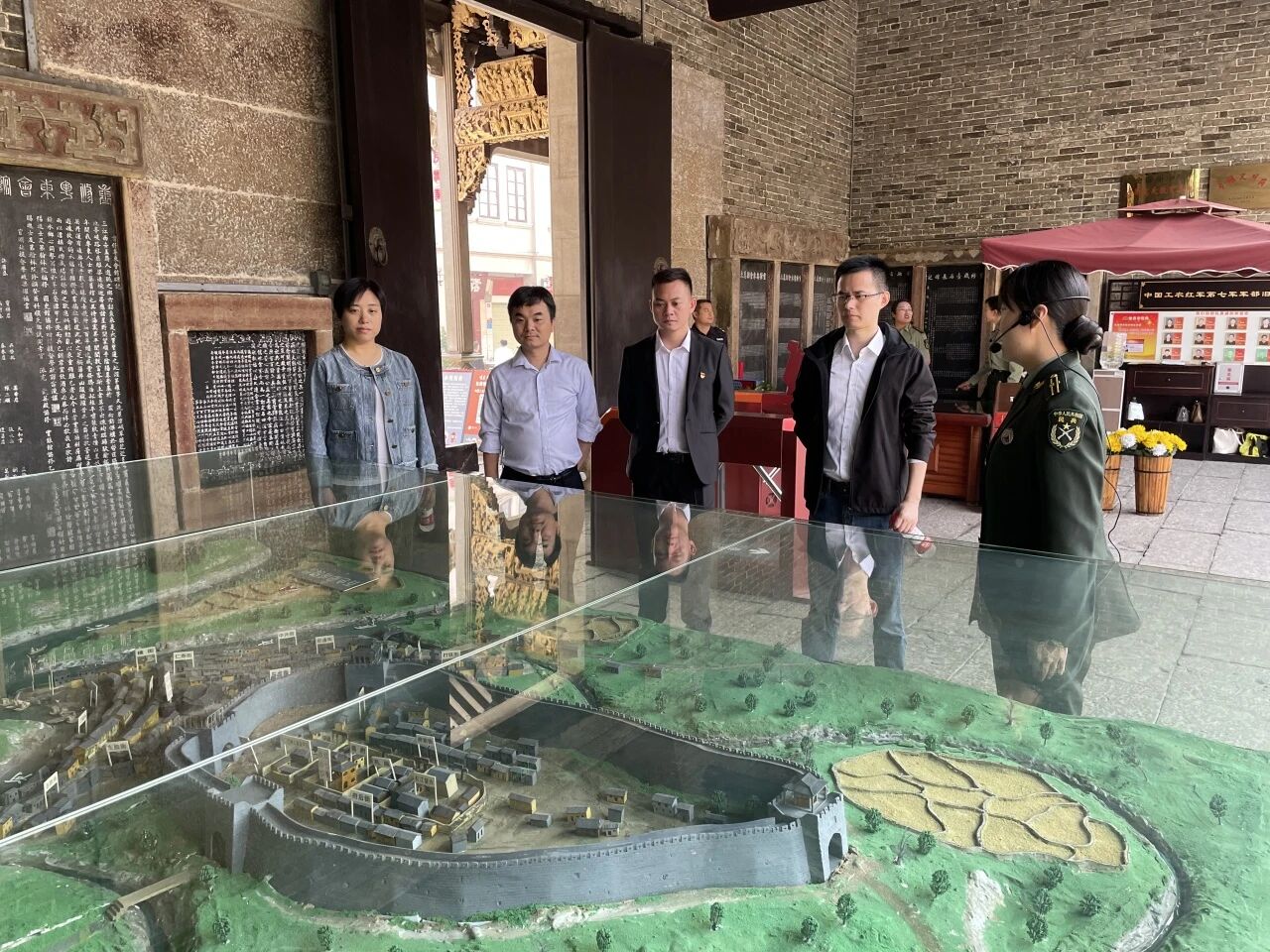 微信图片_2025-12-05_162412_436.jpg 微信图片_2025-12-05_162412_436.jpg