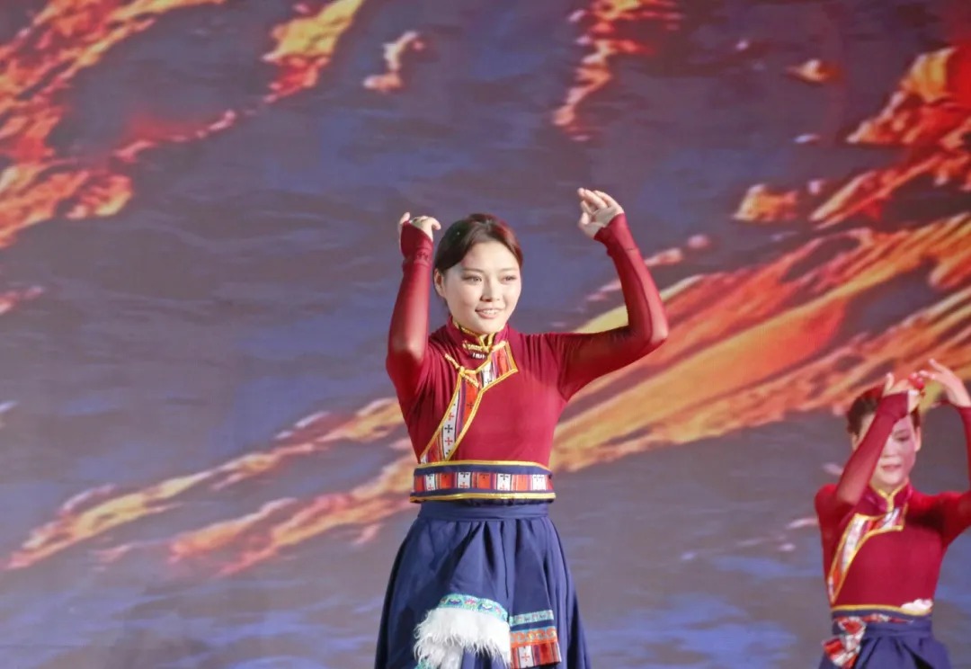 微信图片_2025-12-15_192507_378.webp 微信图片_2025-12-15_192507_378.webp