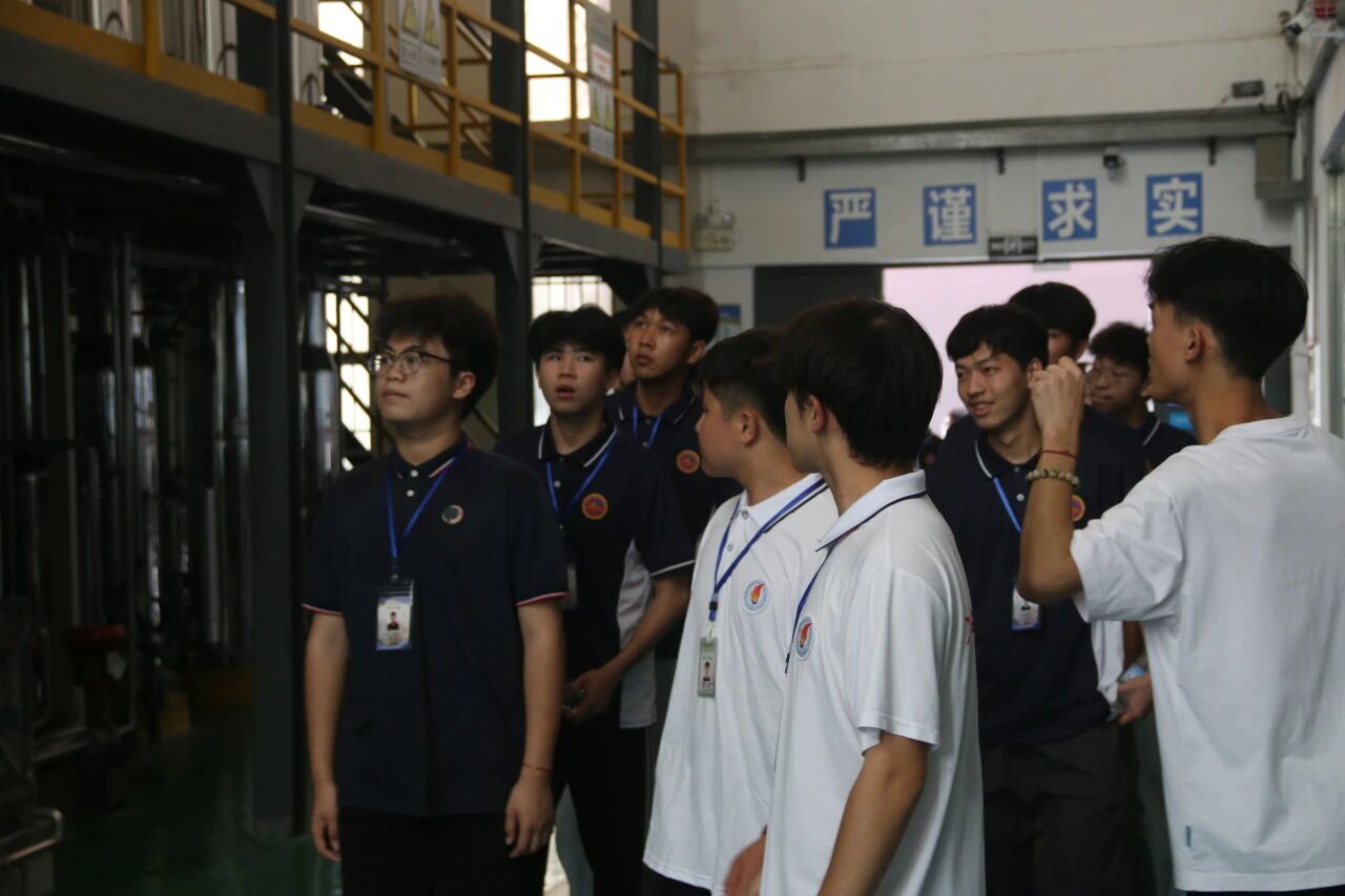 微信图片_2025-12-16_090702_991.jpg 微信图片_2025-12-16_090702_991.jpg