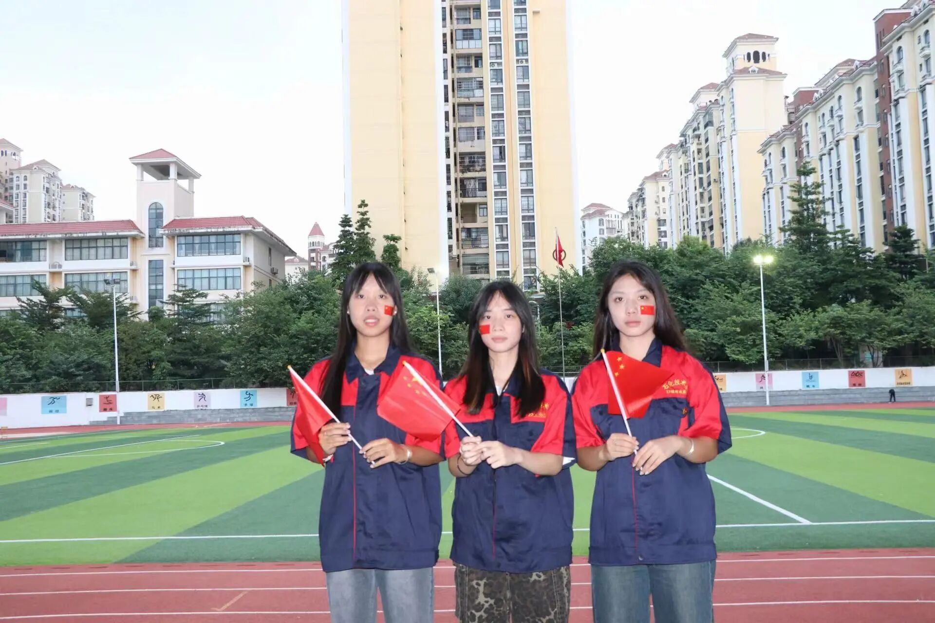 微信图片_2025-12-15_213723_140.jpg 微信图片_2025-12-15_213723_140.jpg