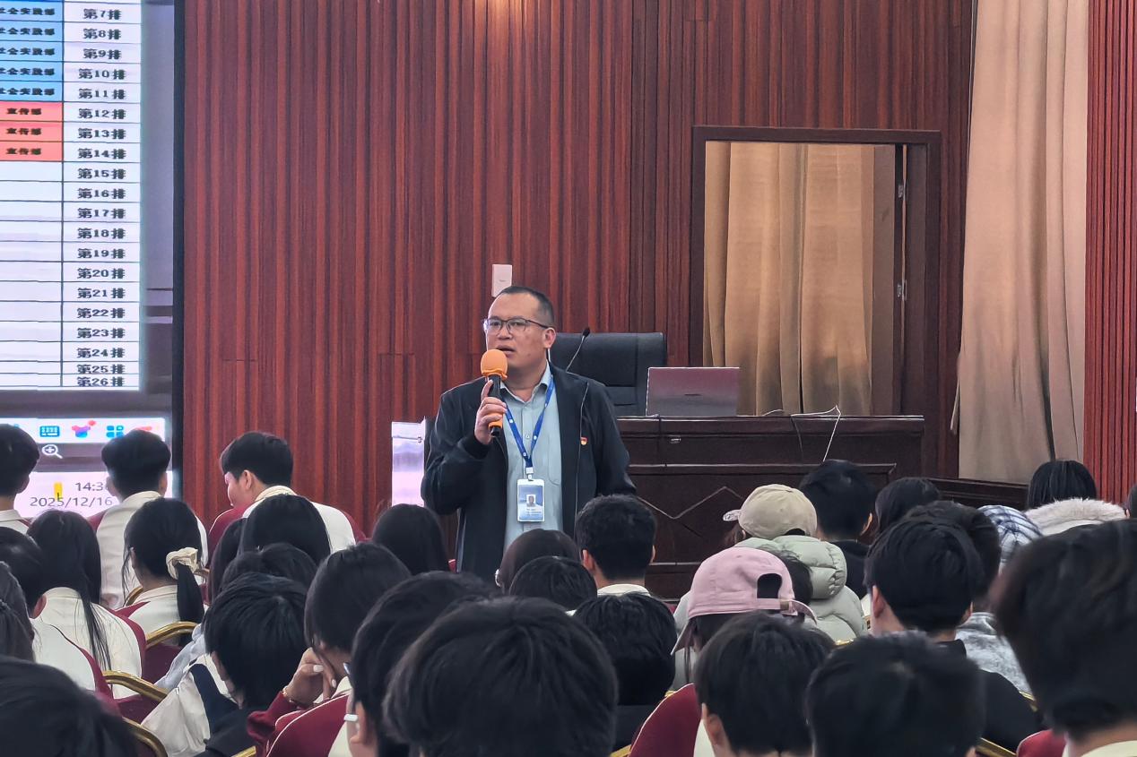 9E2BA8AE54AD78939F1CA88D09D56DF4