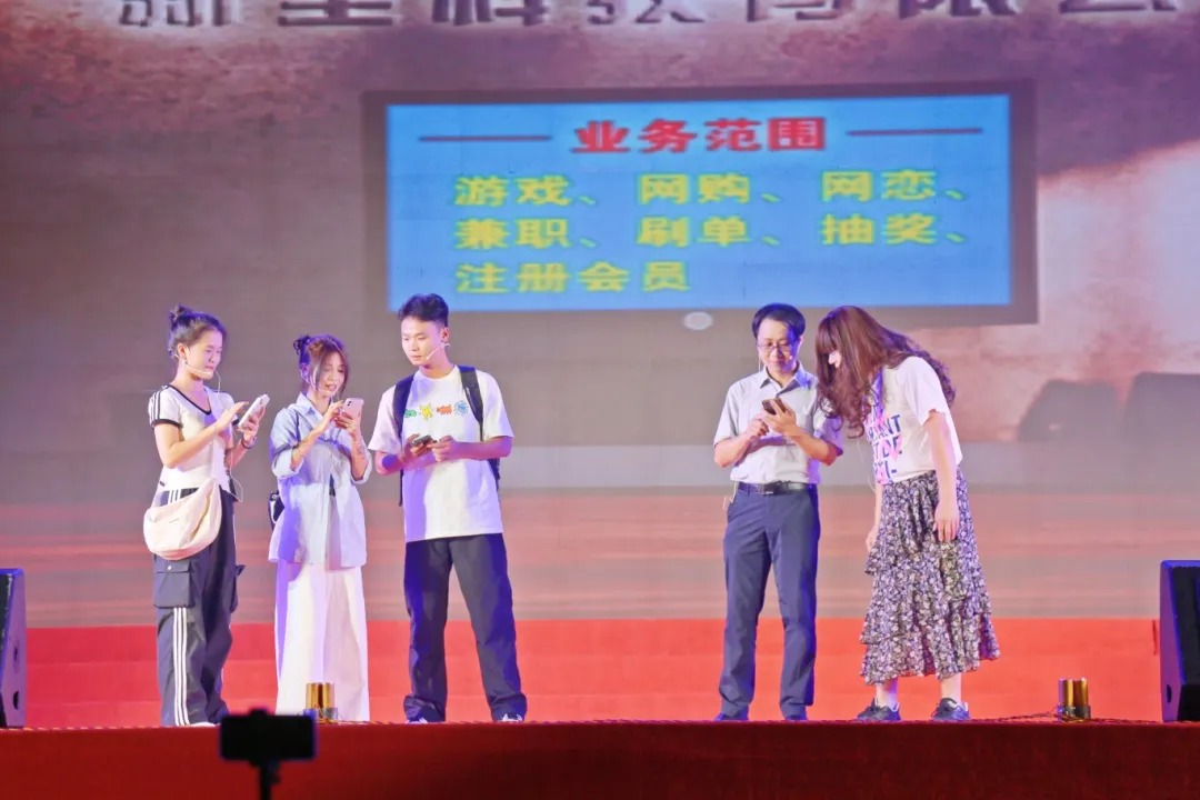 微信图片_2025-12-15_192643_078.webp 微信图片_2025-12-15_192643_078.webp