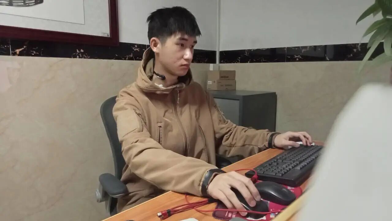 微信图片_2025-12-08_114538_718.jpg 微信图片_2025-12-08_114538_718.jpg