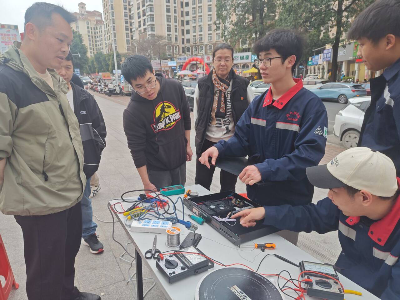 家电维修.jpg