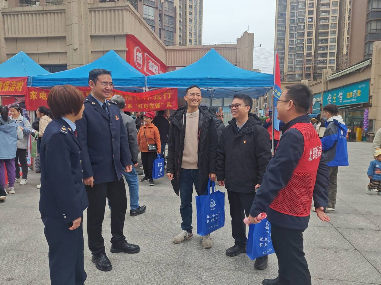领导1.jpg