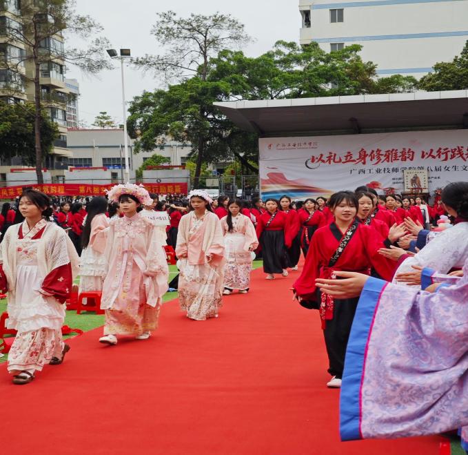 91D8A88197033D2ED9DF087AAACDBE4E