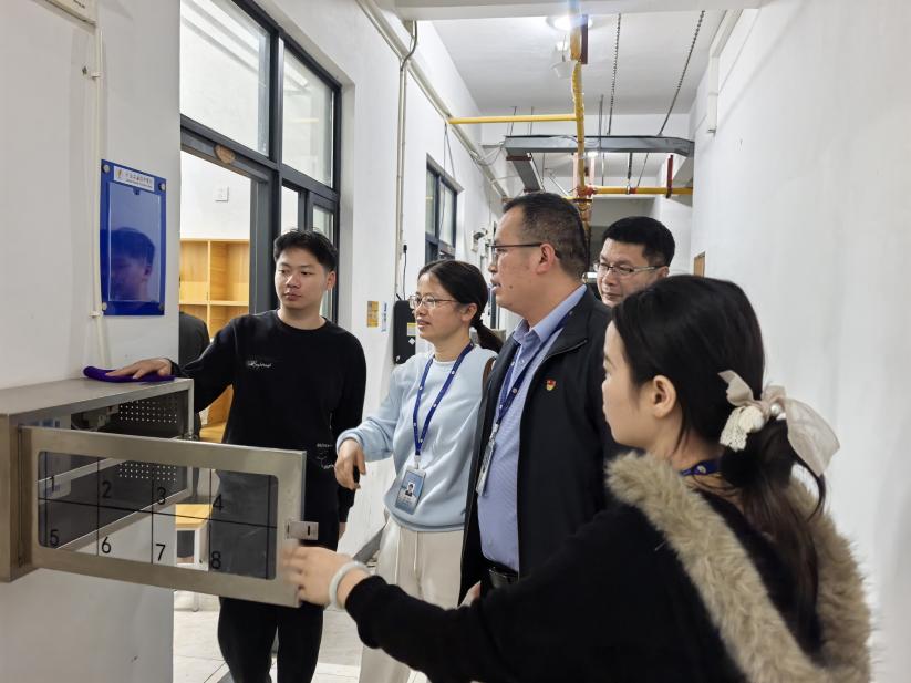 415ef5c807f44a924a0e8680291cf60