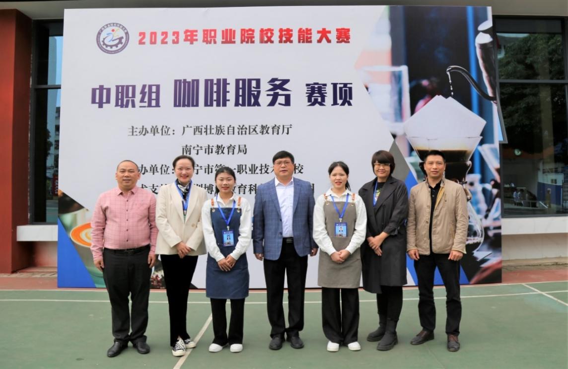 图片 7 图片 7
